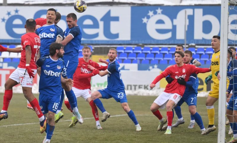 Вратарят на "Монтана" хвана дузпа, но не успя да спаси отбора си срещу ЦСКА 1948