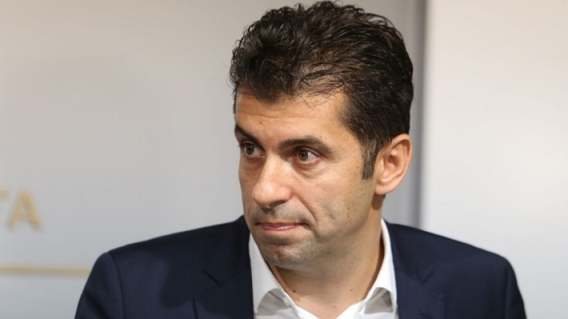 Днес се очаква премиерът Кирил Петков да внесе оставката на правителството Кабинетът