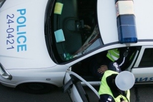 Органите на реда са засекли нерегистриран автомобил във Врачанско съобщиха