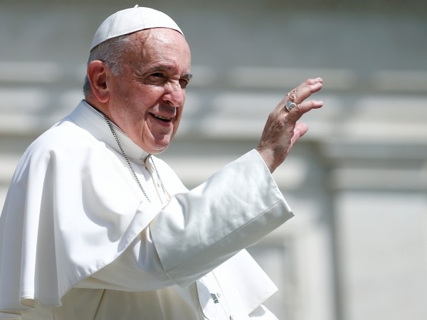 Негово Светейшество папа Франциск ще пристигне на 5 май в