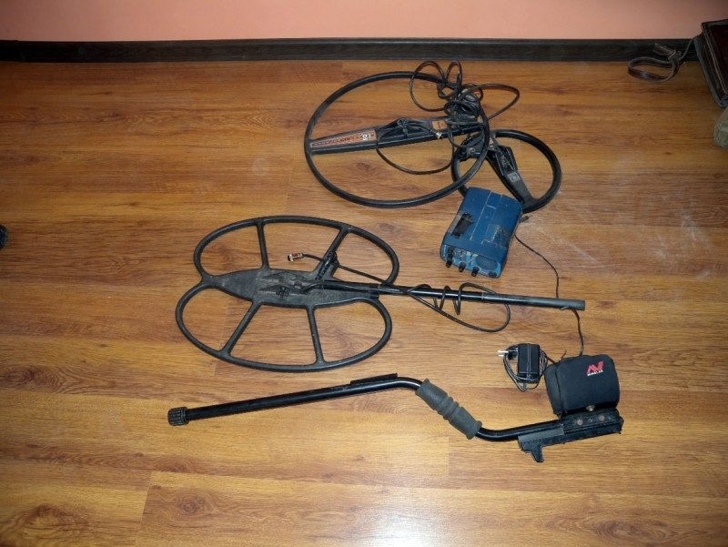 Полицаи са извършили проверка на частен дом собственост на иманяр