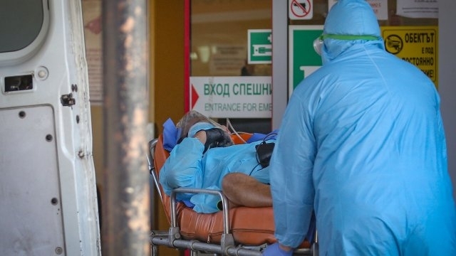 Трима заразени с коронавирус са починали във Врачанско сочат данните