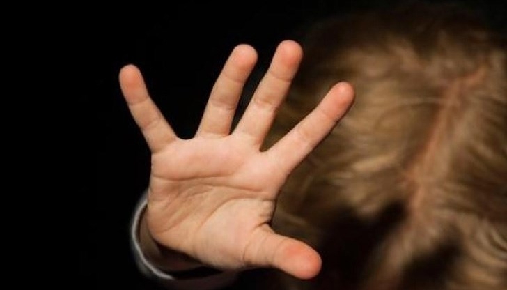 Обвиняем за блудство и изнасилване на малолетно момиче е предаден на съд