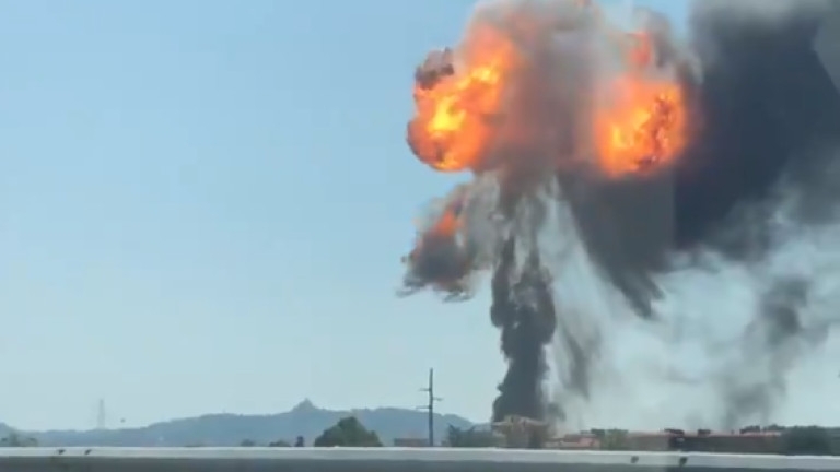 Двама войници загинаха а един е ранен след експлозия във