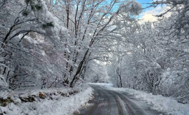 Сняг в разгара на лятото падна по високите места в