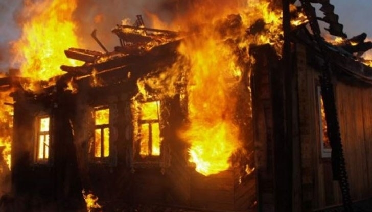 Възрастен човек запали къща в Монтанско пипнаха го за нула