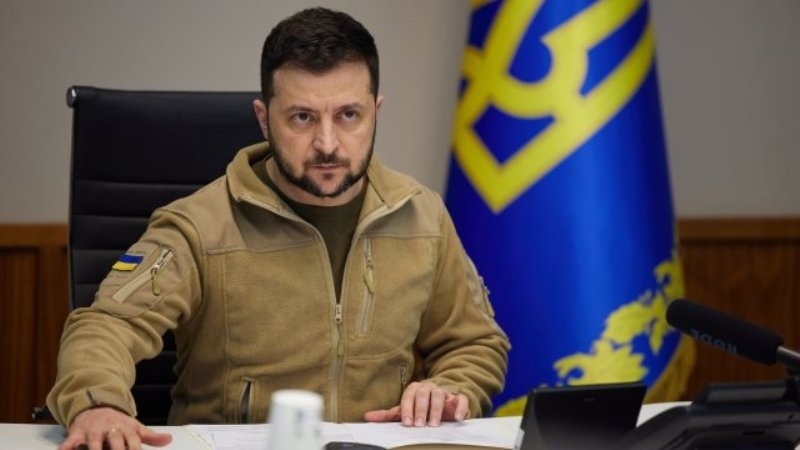 Украинският президент Володимир Зеленски обвини Русия че използва атомната електроцентрала