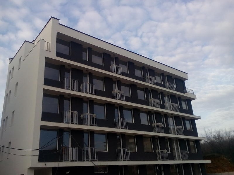 Общо 1095 социални жилища с капацитет за настаняване на 2