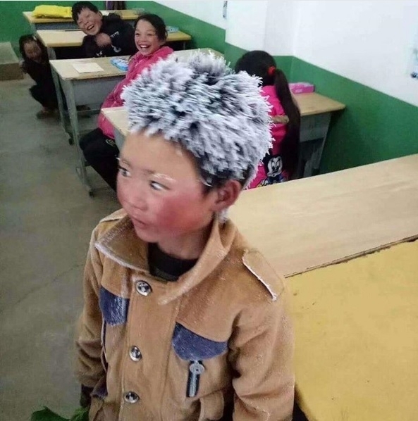 Съдбата на китайски ученик привлече вниманието на милиони хора по