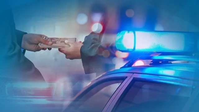 Граничен полицай е обвинен в искане и получаване на подкуп