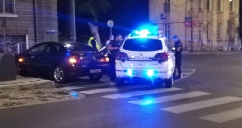 Полицаи пипнаха хлапак без книжка да се вози с нередовно