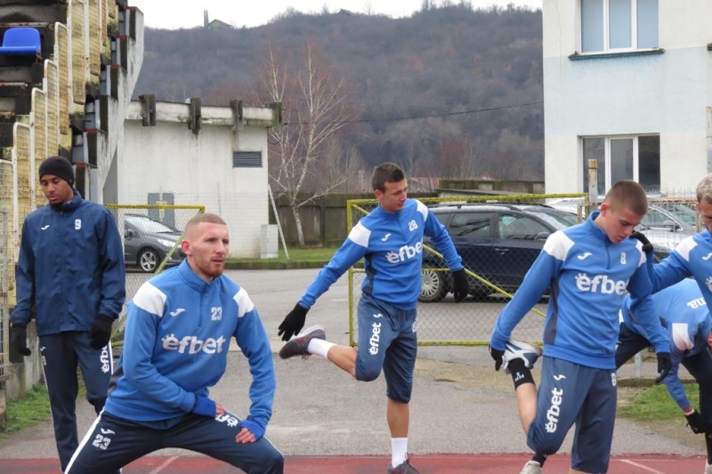 Миньор Перник си тръгна с точка от стадион Огоста където