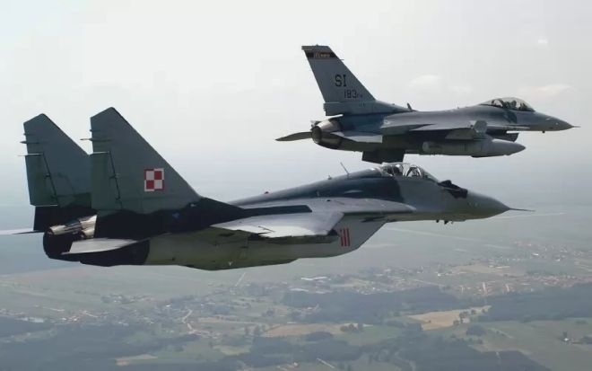 Полша използва България, за да върне Украйна в сделката "МиГ-29 срещу дронове"