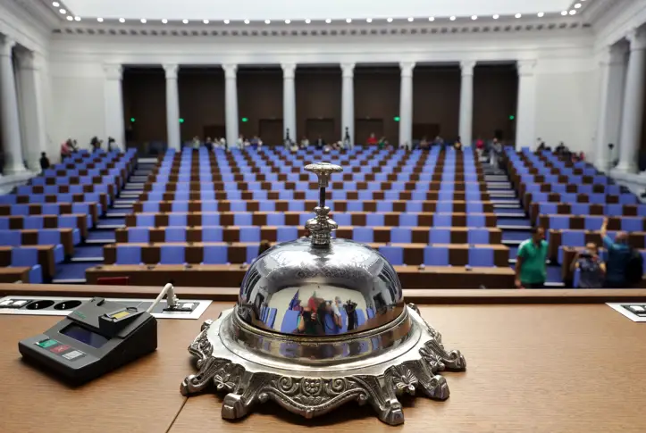 "Алфа рисърч": Седем партии влизат в парламента, ДПС на Доган е с по-голяма подкрепа