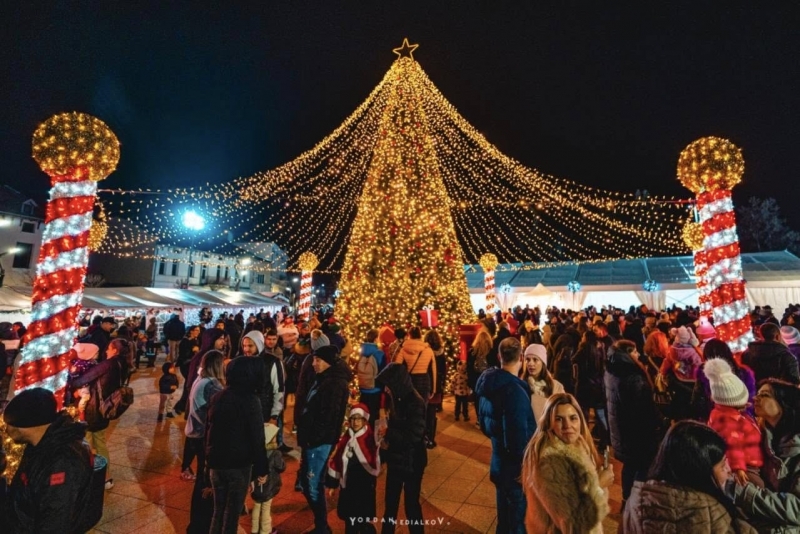 В неделя футболистите на Ботев Враца гостуват на Добруджа в