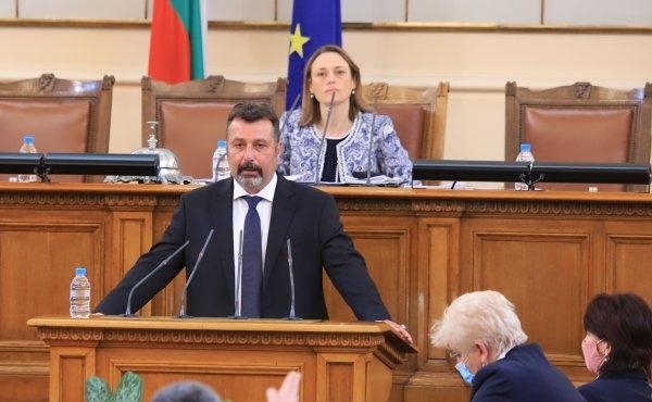 "Има такъв народ": Шокирани сме от депутатите на ГЕРБ