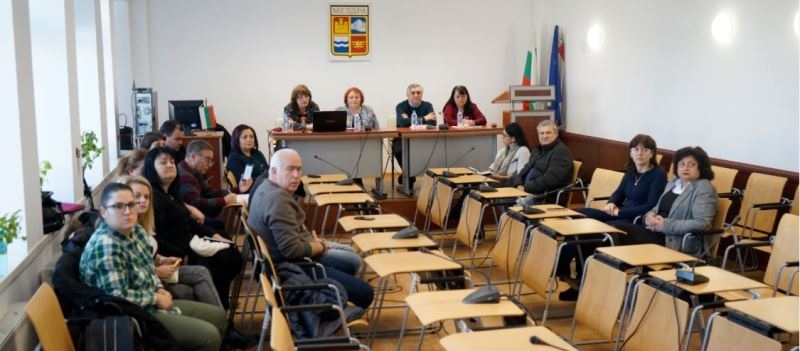 6 паралелки в VIII клас в Мездра и 2 в