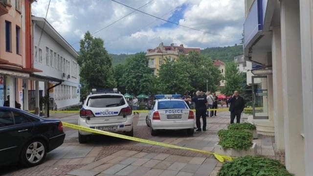 3 5 г затвор за извършителя на банковия грабеж в Дупница