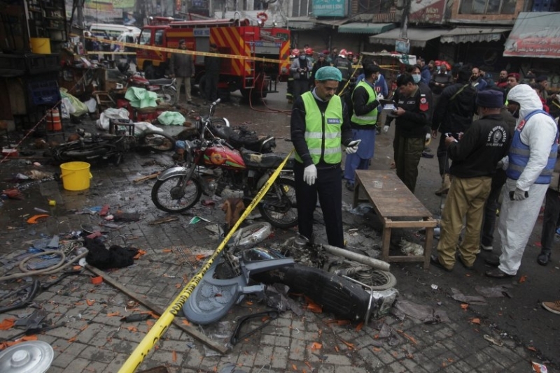 Взрив уби петима и рани други 21 души в северозападен