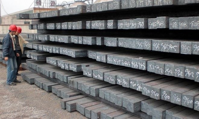 Тръмп заплаши с удвояване на митата върху вноса на стомана и алуминий