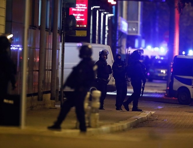 Седем души са задържани за разпити във връзка с извършената