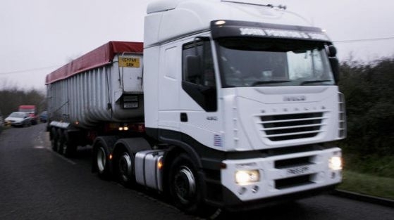 Турски тираджия преминал България с камиона си който бил без