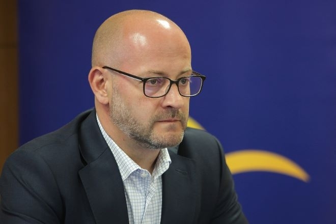 Радан Кънев: Големият удар върху ПП-ДБ дойде от провала на ротацията