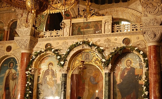 Днес Православната църква почина Свети Александър Йоан и Павел патриарси