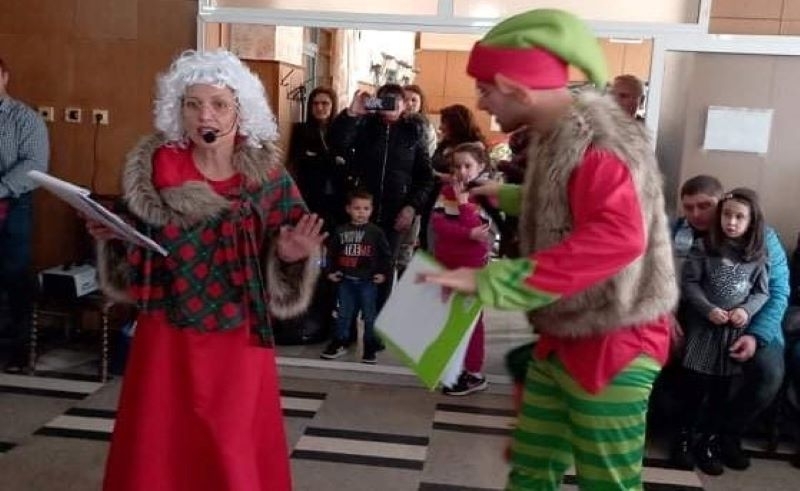 Детско коледно тържество бе организирано в сградата на ОД МВР Враца