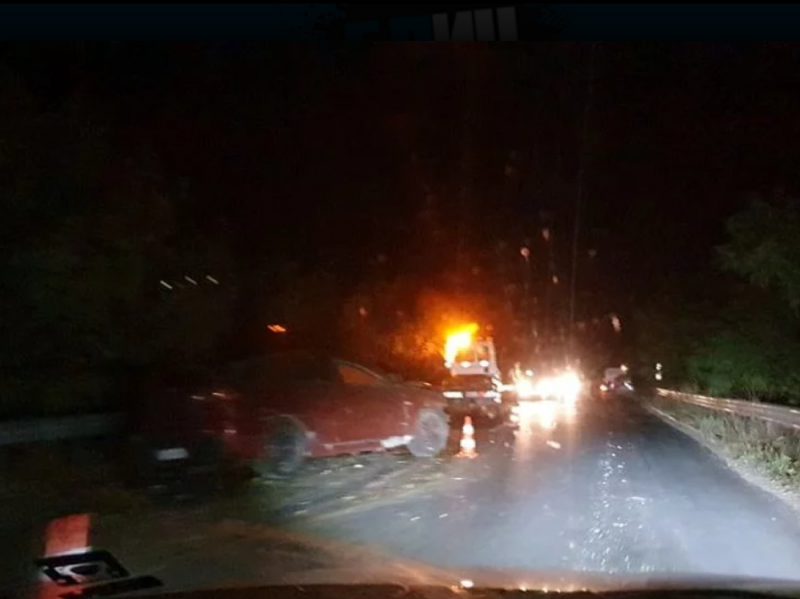 Зрелищна катастрофа стана снощи около 19 часа между пловдивските села