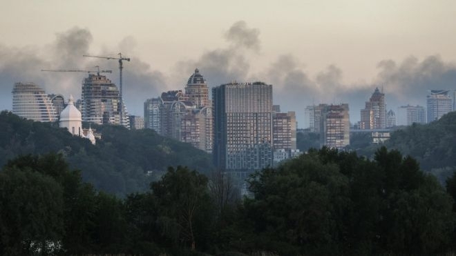 Руски удари по Киев убиха трима души, сред тях дете