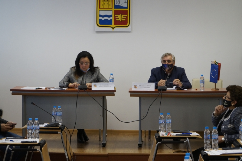 Общински съвет ОбС Мездра прие информация предоставена от кмета