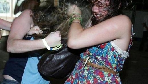 На летището в Колумбия се разигра истинска любов драма ревнива