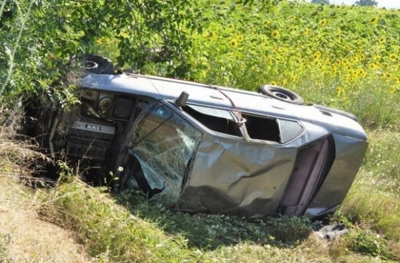 Зрелищна катастрофата е станала снощи на улица Енисей в Хасково