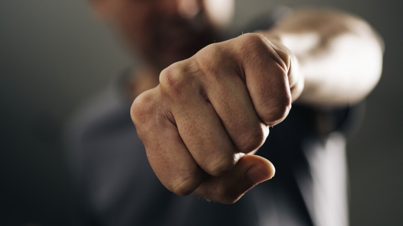 46 годишен мъж е задържан за 72 часа след като отправил