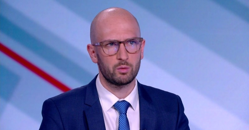 В момента инфлацията е около 5 но до юни месец