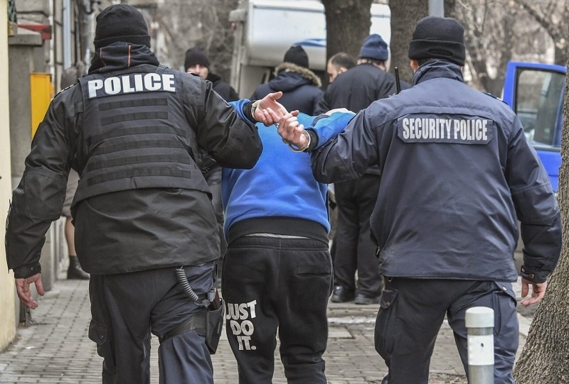 Мъж от Видин е бил задържан заради близо 100 таблетки