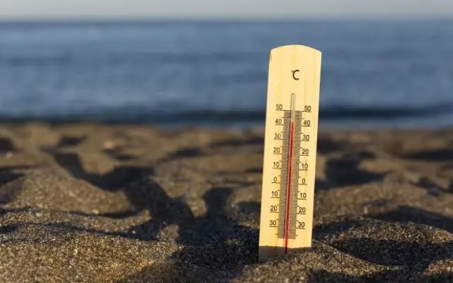 Жълт код за горещо време в цялата страна издаде за