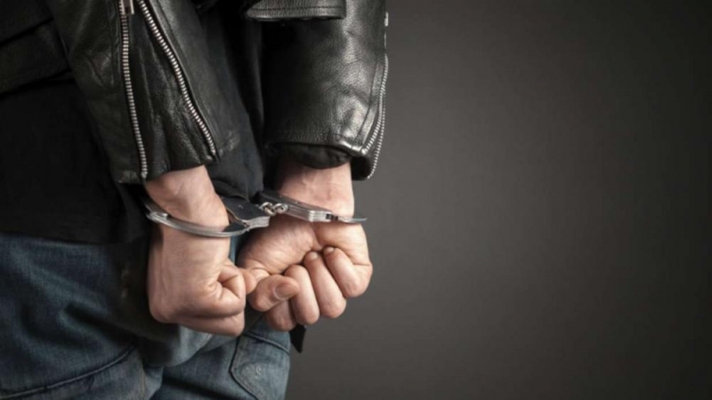 Непълнолетен е бил обран снощи по тъмно в Лом съобщиха