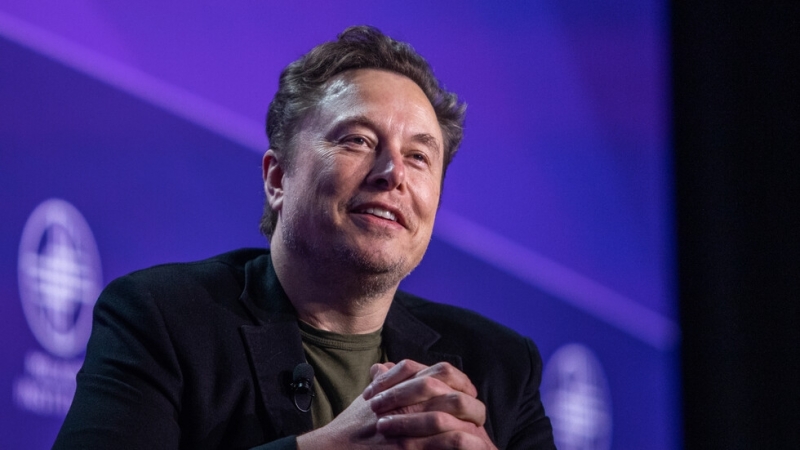 Европейската комисия заяви че много сериозно разглежда жалби че генеративната