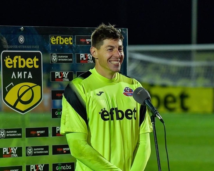 Вратарят на Монтана Марио Кирев си тръгна от стадион Огоста