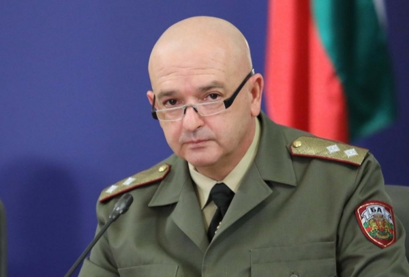 Директорът на Военно медицинска академия ген Венцислав Мутафчийски съобщи за четирима