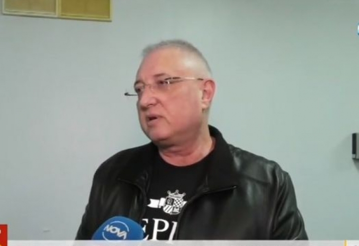 Лекар от Спешната помощ в Монтана предприема нетрадиционна инициатива за