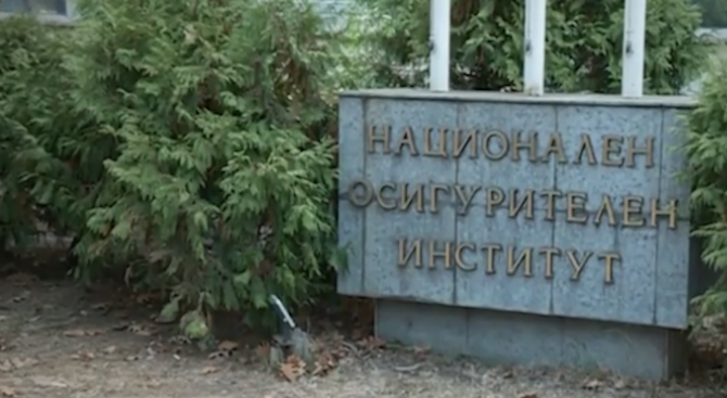 Увеличени болнични по майските празници НОИ са обезпокоени от съмнителни