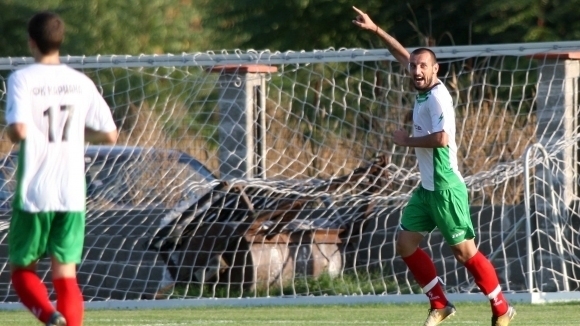 Кариана запази лидерската си позиция в Северозападната Tрета лига след