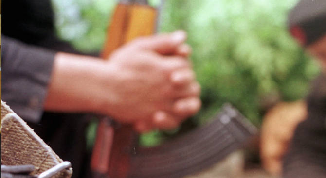 Македонски войници стреляха във въздуха на границата с Гърция за