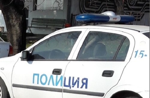 Двама мъже са извършили кражба от вила край Чипровци, съобщиха