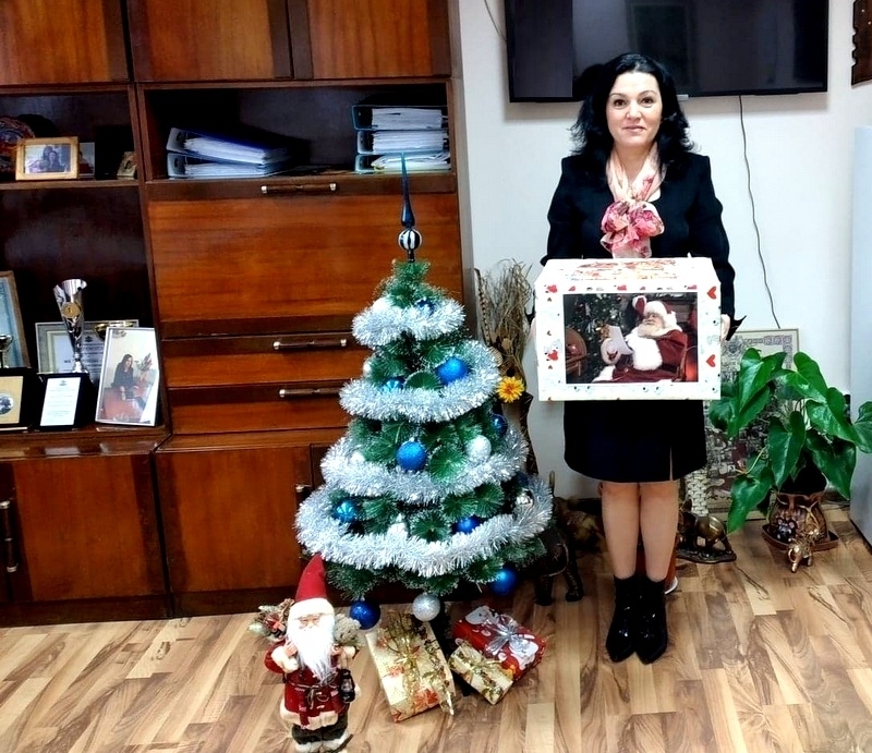 Днес във фоайето на общинска администрация Борован лично кмета на