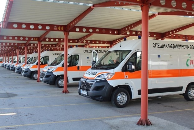Центровете за спешна медицинска помощ във Враца Видин и Монтана