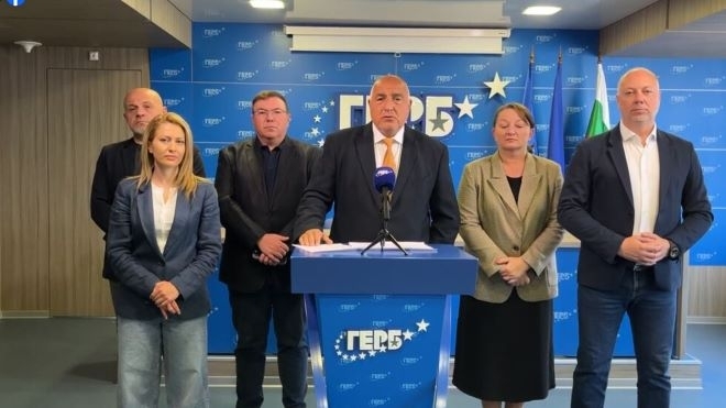 Бойко Борисов бесен: Забравяме за еврозоната заради Радев, по-силни сме от юмрука му